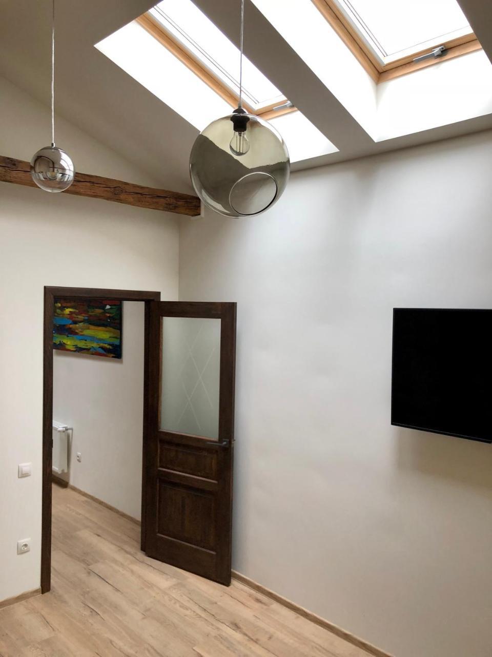 Apartment Lwów Zewnętrze zdjęcie